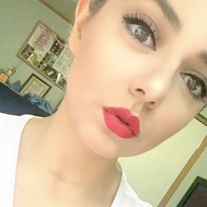 Meet your Posher, Giota